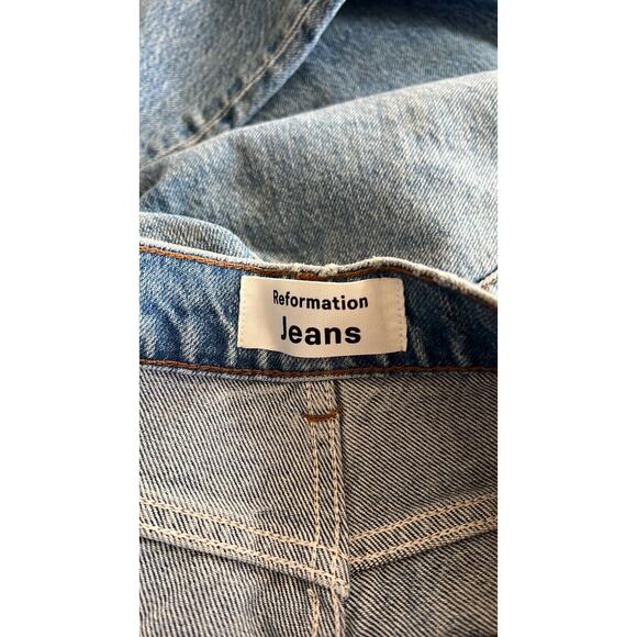 Reformation Womens Kris Relaxed Curve Seamed Jean in Montauk size 23 NWT - Picture 7 of 7
